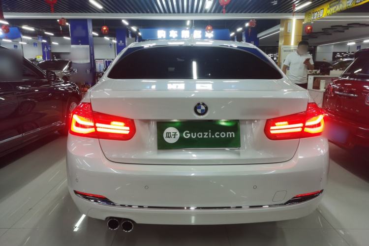 Used BMW 3 Series 2017 320Li Fashion Model Rear
