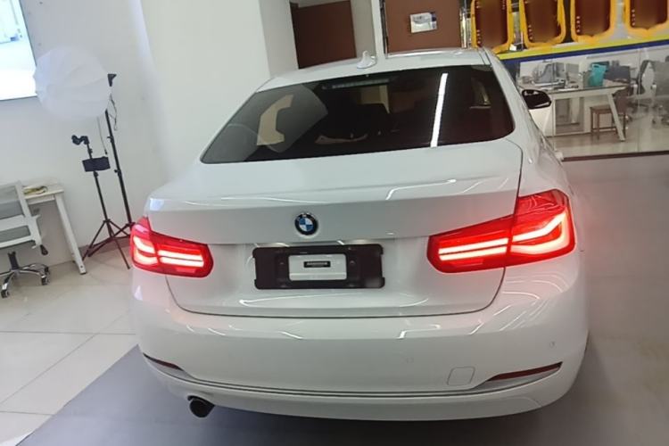 Used BMW 3 Series 2017 318Li Fashion Model Rear
