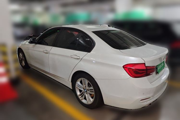 Used BMW 3 Series 2017 318i Fashion Model Rear Left 45 Deg