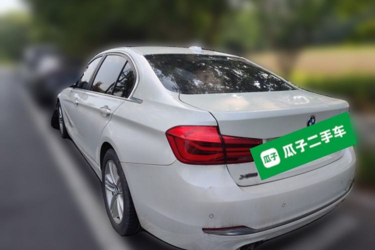 Used BMW 3 Series 2017 320Li xDrive Fashion Model Rear Left 45 Deg