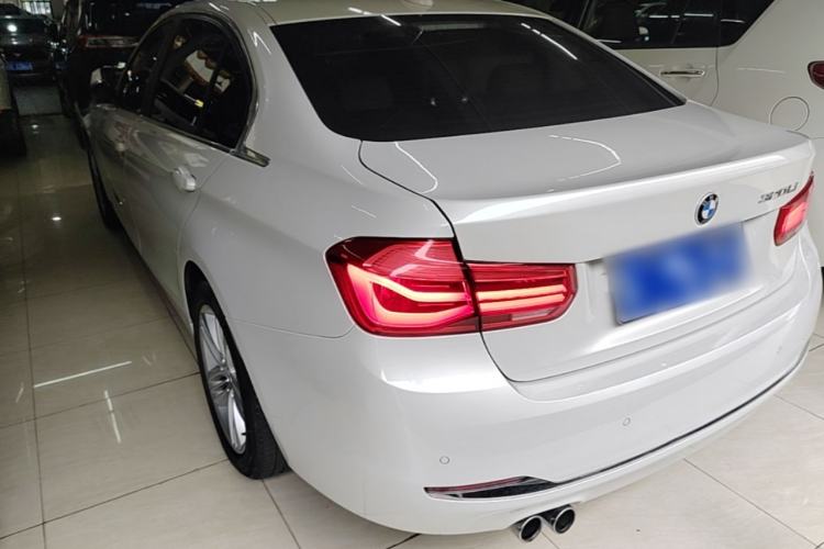 Used BMW 3 Series 2017 320Li Fashion Model Rear Left 45 Deg