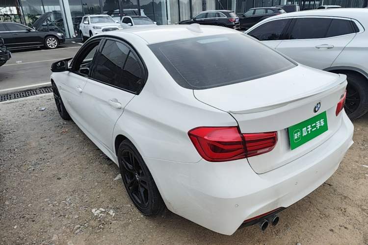 Used BMW 3 Series 2017 320i M Sport Rear Left 45 Deg
