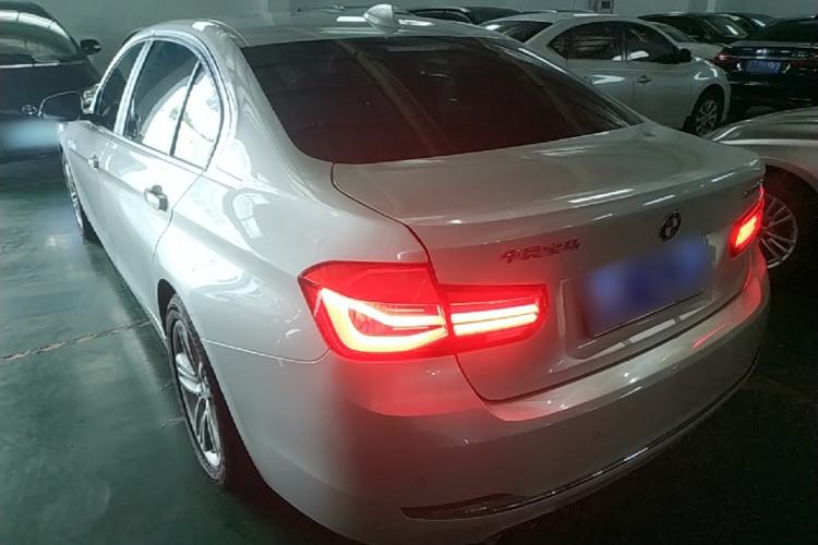 Used BMW 3 Series 2017 320Li Fashion Model Rear Left 45 Deg