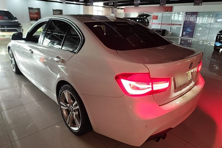 Used BMW 3 Series 2017 320i M Sport Rear Left 45 Deg