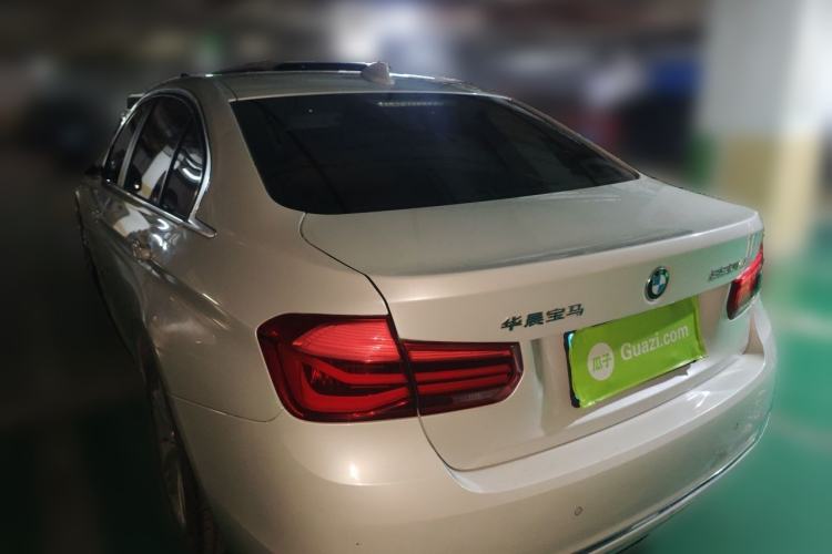 Used BMW 3 Series 2017 320Li Fashion Model Rear Left 45 Deg