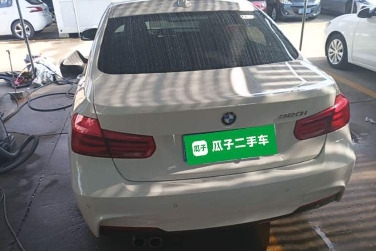 Used BMW 3 Series 2017 320i M Sport Rear Left 45 Deg