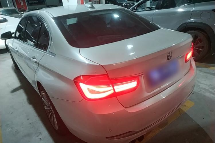 Used BMW 3 Series 2017 320Li Luxury Design Package Rear Left 45 Deg
