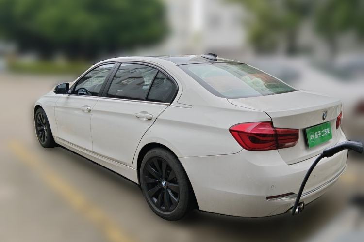 Used BMW 3 Series 2017 318Li Fashion Model Rear Left 45 Deg