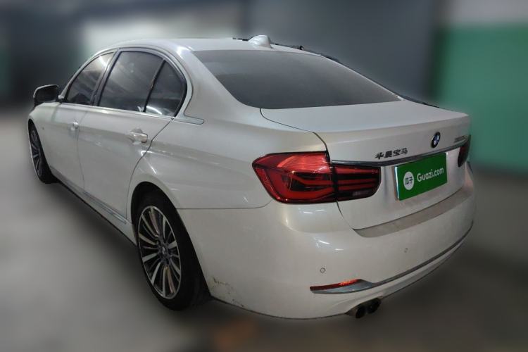 Used BMW 3 Series 2017 320Li Luxury Design Package Rear Left 45 Deg