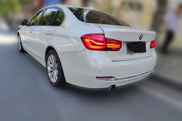 Used BMW 3 Series 2017 318Li Fashion Model Rear Left 45 Deg