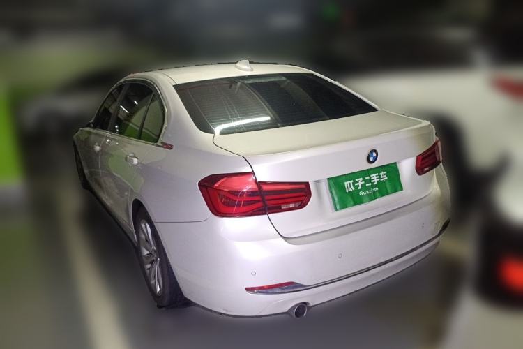 Used BMW 3 Series 2017 318Li Fashion Model Rear Left 45 Deg