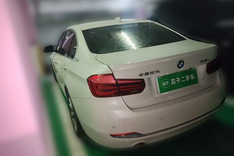 Used BMW 3 Series 2017 318Li Fashion Model Rear Left 45 Deg