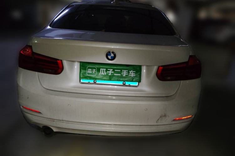 Used BMW 3 Series 2017 318i Fashion Model Rear