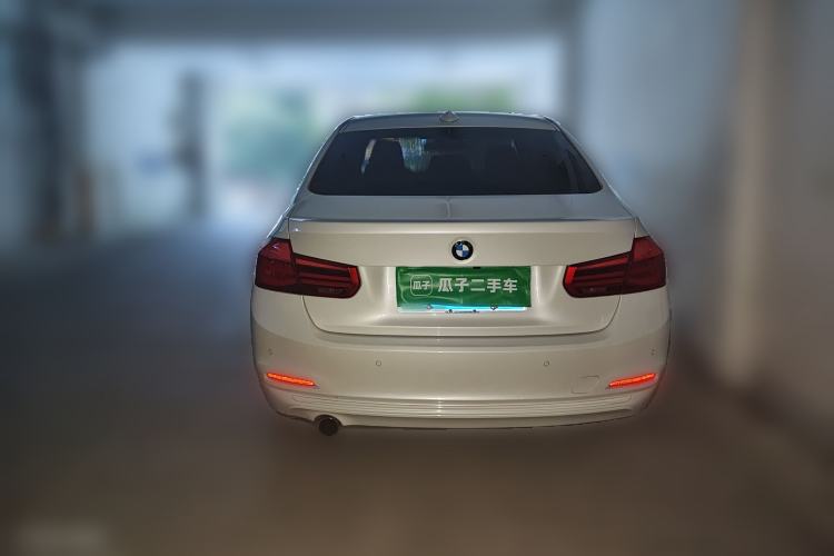 Used BMW 3 Series 2017 318i Fashion Model Rear