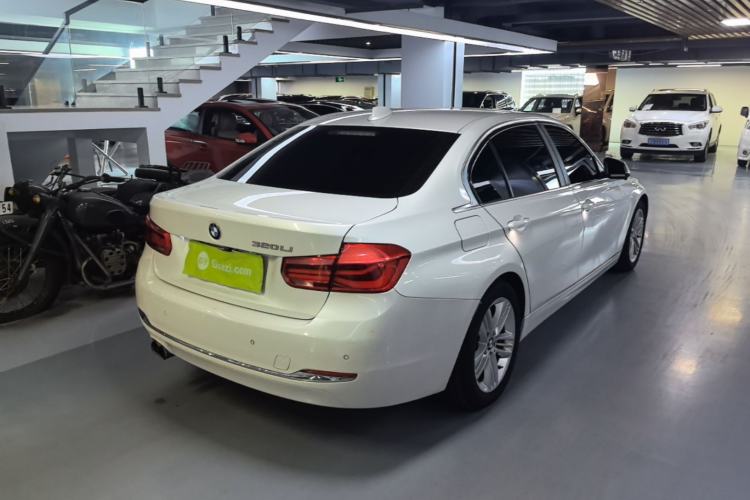Used BMW 3 Series 2017 320Li Fashion Model Rear Right 45 Deg