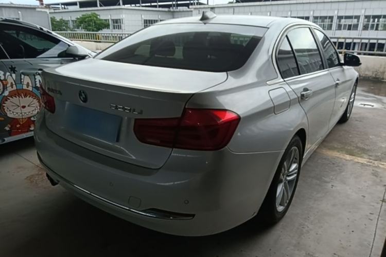 Used BMW 3 Series 2017 320Li Fashion Model Rear Right 45 Deg