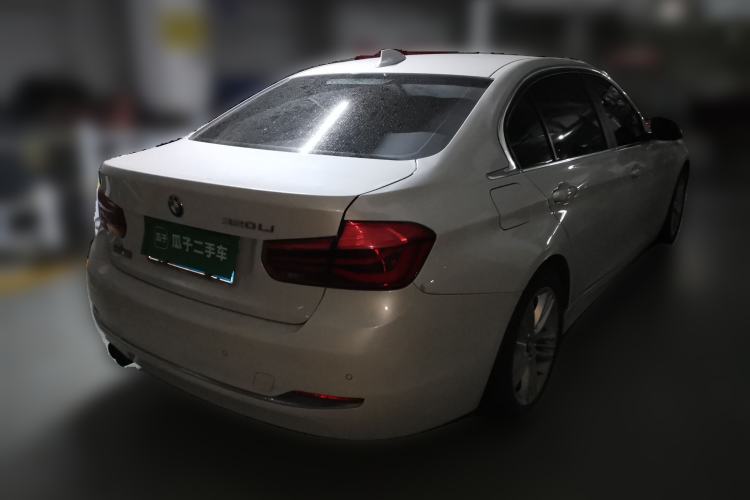 Used BMW 3 Series 2017 320Li Fashion Model Rear Right 45 Deg