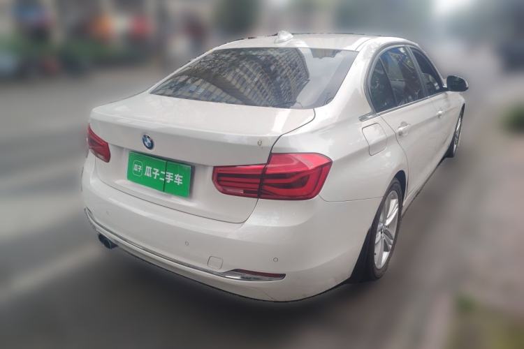 Used BMW 3 Series 2017 320Li Fashion Model Rear Right 45 Deg