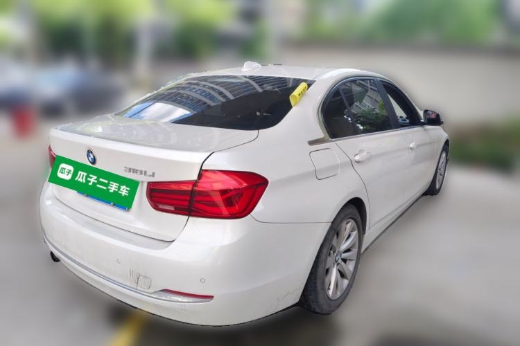 Used BMW 3 Series 2017 318Li Fashion Model Rear Right 45 Deg