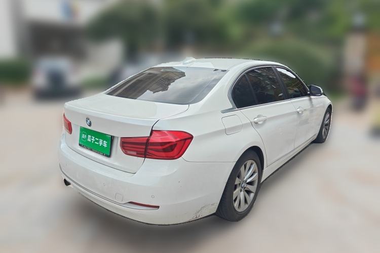 Used BMW 3 Series 2017 318Li Fashion Model Rear Right 45 Deg