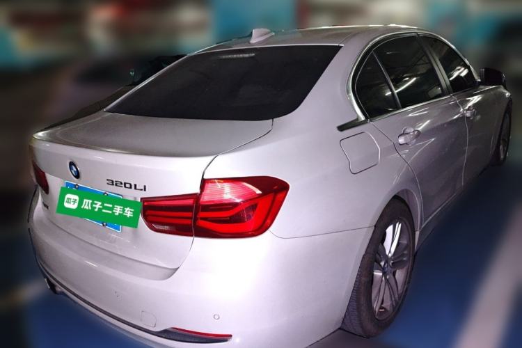 Used BMW 3 Series 2017 320Li xDrive Fashion Model Rear Right 45 Deg