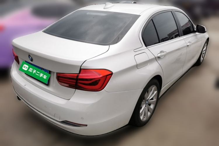 Used BMW 3 Series 2017 318Li Fashion Model Rear Right 45 Deg