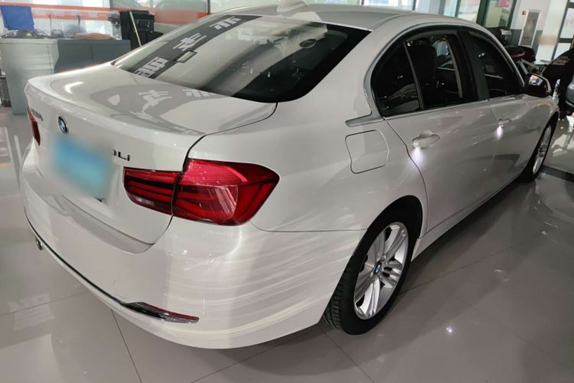 Used BMW 3 Series 2017 320Li Fashion Model Rear Right 45 Deg