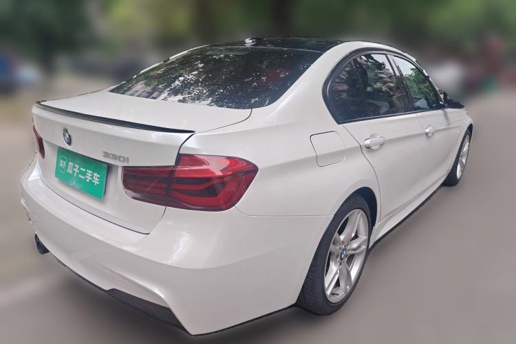 Used BMW 3 Series 2017 330i M Sport Edition Rear Right 45 Deg