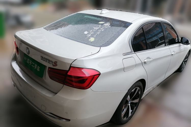 Used BMW 3 Series 2017 318Li Fashion Model Rear Right 45 Deg