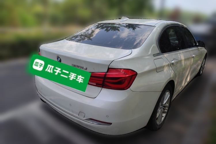 Used BMW 3 Series 2017 320Li xDrive Fashion Model Rear Right 45 Deg