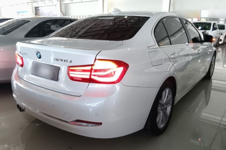 Used BMW 3 Series 2017 320Li Fashion Model Rear Right 45 Deg
