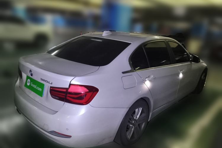 Used BMW 3 Series 2017 320Li Fashion Model Rear Right 45 Deg