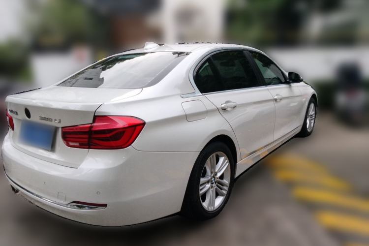 Used BMW 3 Series 2017 320Li Fashion Model Rear Right 45 Deg