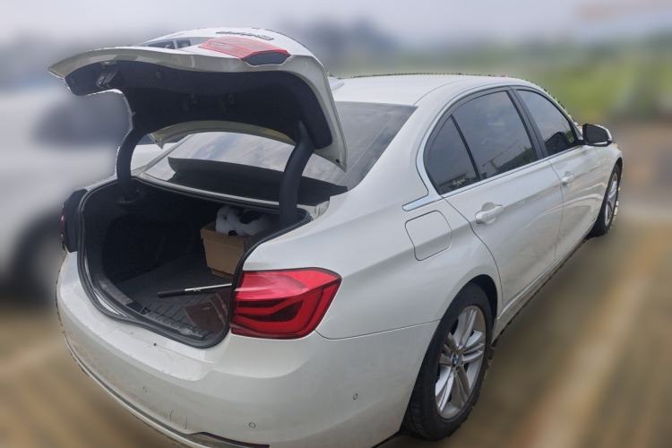 Used BMW 3 Series 2017 320Li Fashion Model Rear Right 45 Deg