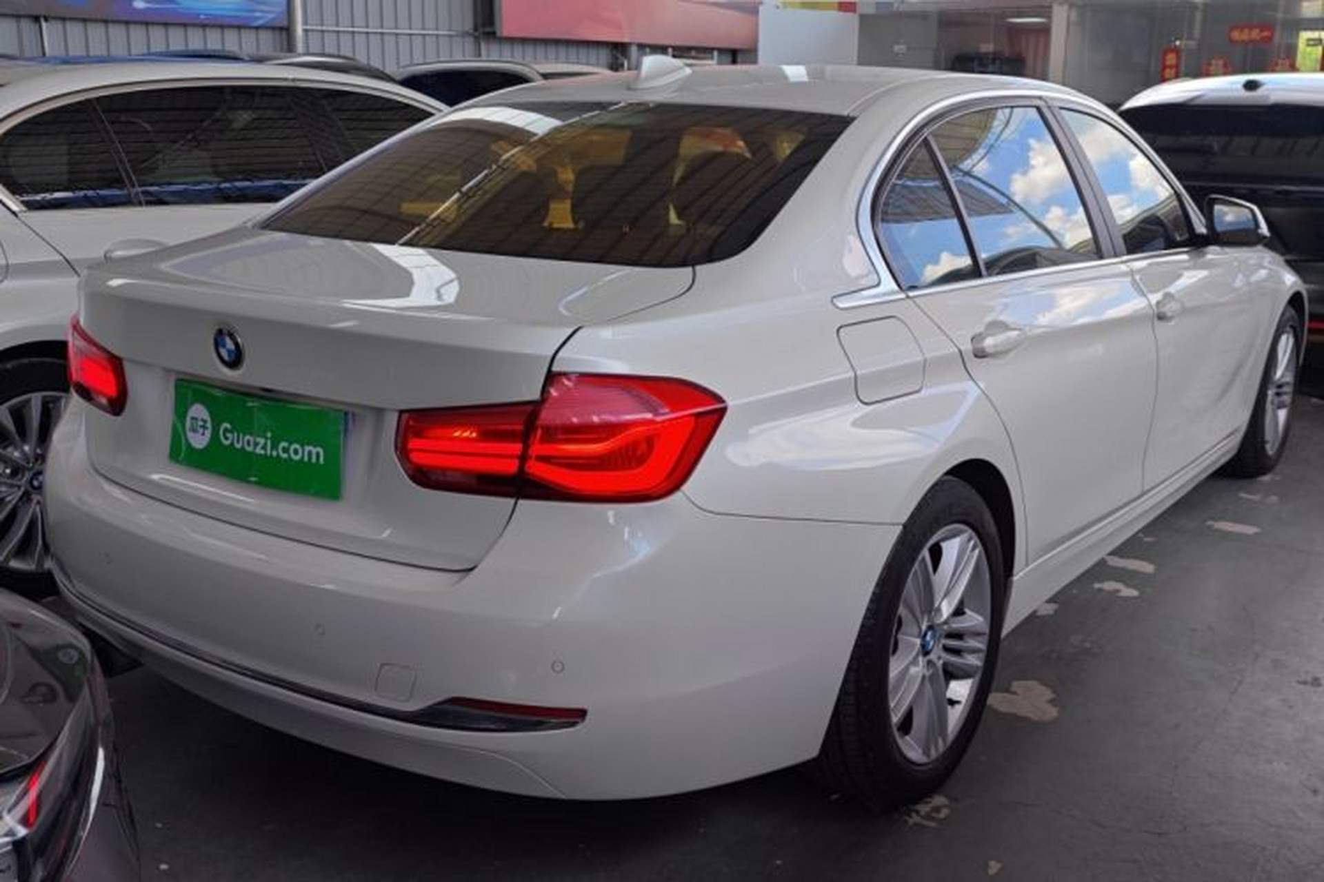 Used BMW 3 Series 2017 320Li Fashion Model Rear Right 45 Deg