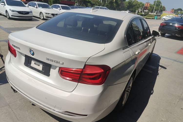 Used BMW 3 Series 2017 320Li Fashion Model Rear Right 45 Deg