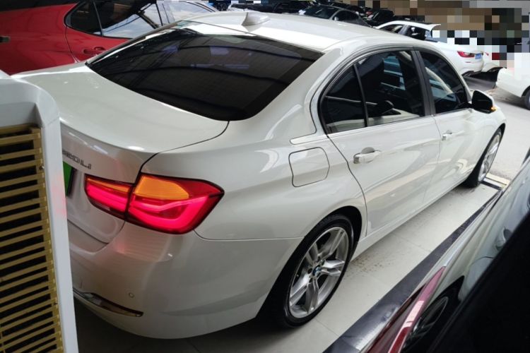 Used BMW 3 Series 2017 320Li Fashion Model Rear Right 45 Deg