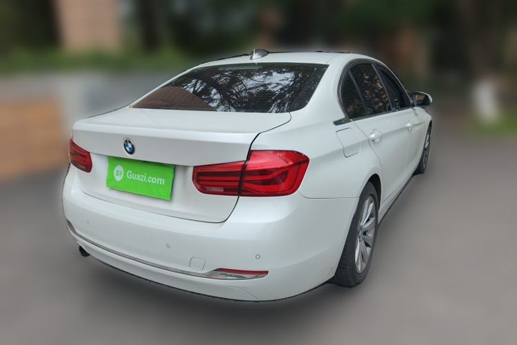 Used BMW 3 Series 2017 318Li Fashion Model Rear Right 45 Deg