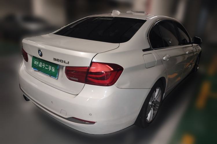 Used BMW 3 Series 2017 320Li Fashion Model Rear Right 45 Deg