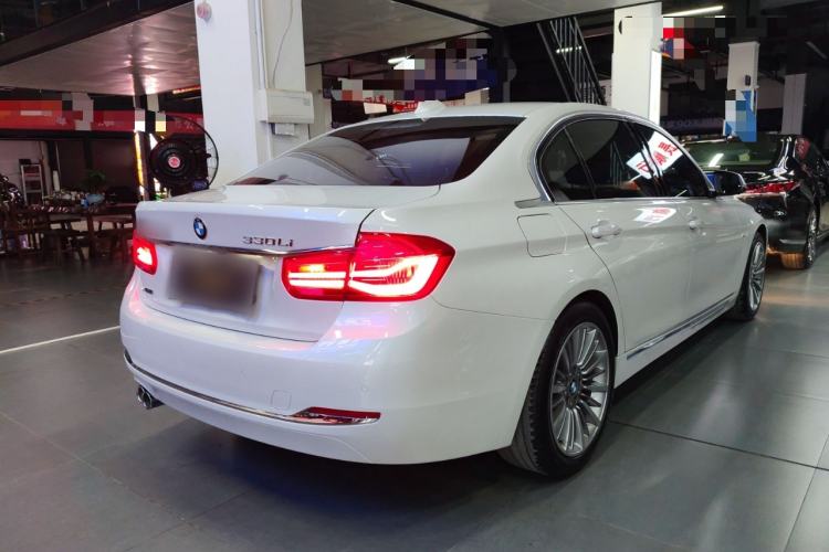 Used BMW 3 Series 2017 330Li xDrive Luxury Design Package Rear Right 45 Deg