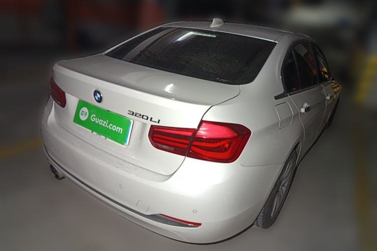 Used BMW 3 Series 2017 320Li Fashion Model Rear Right 45 Deg