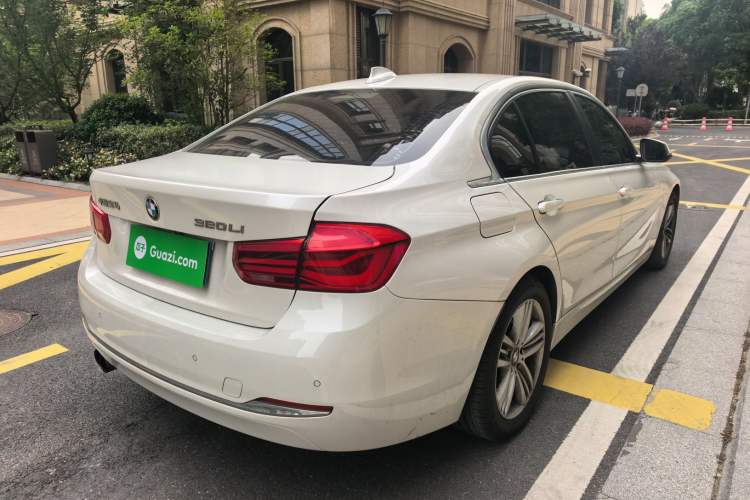 Used BMW 3 Series 2017 320Li Fashion Model Rear Right 45 Deg