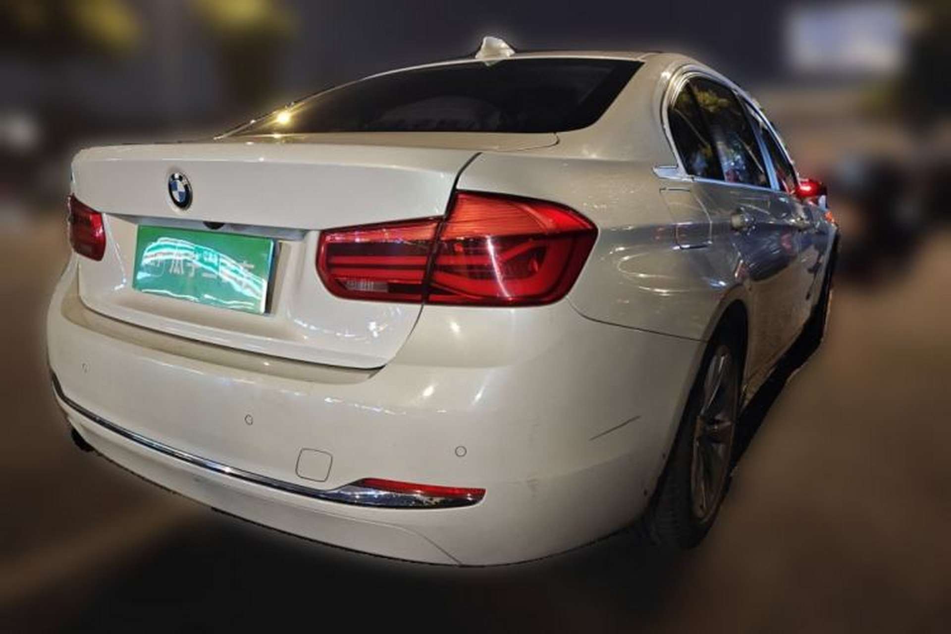 Used BMW 3 Series 2017 318Li Fashion Model Rear Right 45 Deg