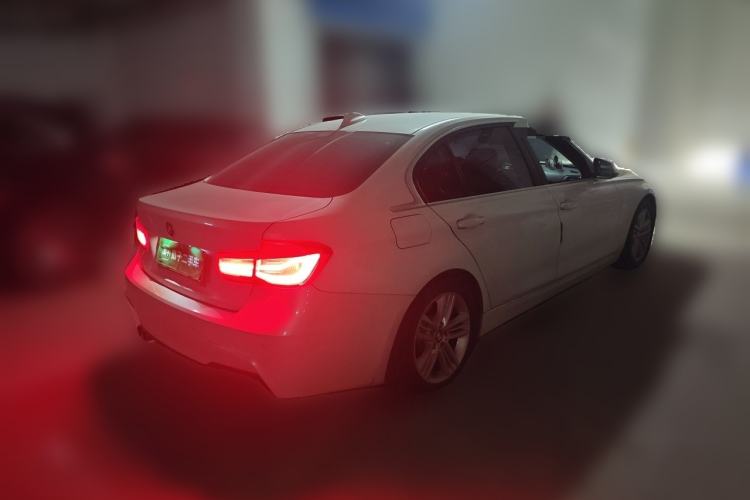 Used BMW 3 Series 2017 318Li Fashion Model Rear Right 45 Deg