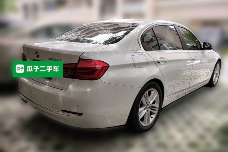 Used BMW 3 Series 2017 320Li Fashion Model Rear Right 45 Deg