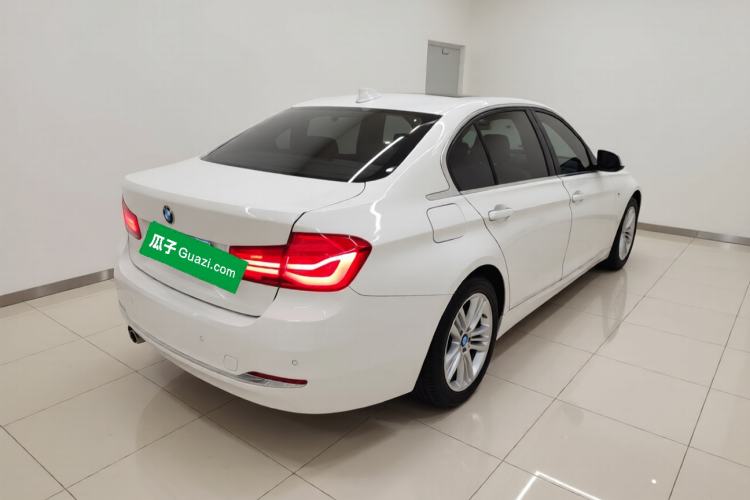 Used BMW 3 Series 2017 320Li Fashion Model Rear Right 45 Deg