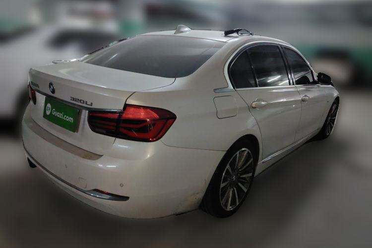 Used BMW 3 Series 2017 320Li Luxury Design Package Rear Right 45 Deg