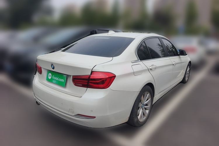 Used BMW 3 Series 2017 318Li Fashion Model Rear Right 45 Deg