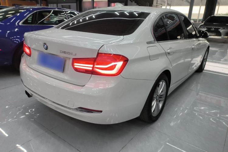 Used BMW 3 Series 2017 320Li Fashion Model Rear Right 45 Deg