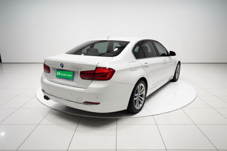 Used BMW 3 Series 2017 320Li Fashion Model Rear Right 45 Deg